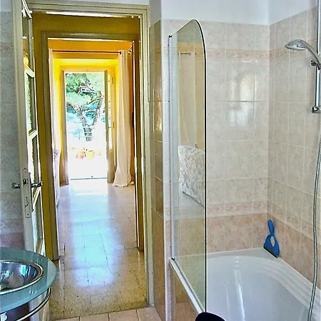 Lenno Apartment شقة *